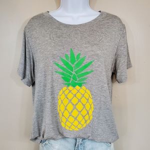 Romastory Women's Gray Lightweight Stretchy T-Shirt With Pineapple